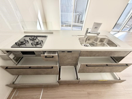 �L�b�`���@�������Ƒ����J��[�߂�A������̂���L�b�`��