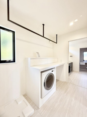 ̑@Ɛʂ̊Ԃɂ̓IVȃh[Xy[XEߏ