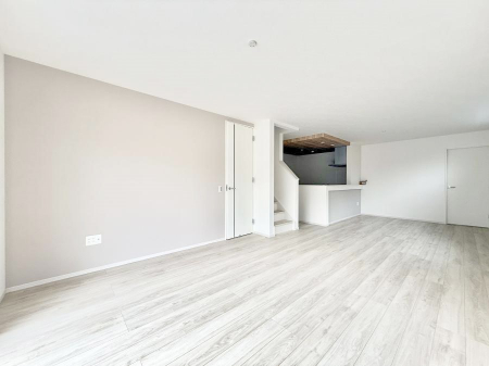 ���r���O�@�������S���������ꏊ�A�������߂����郊�r���O