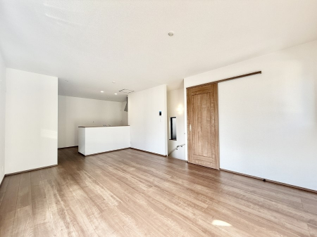 ���r���O�@���������R�Ɖ�b�����܂��A�S�n�悢�ЂƂƂ�