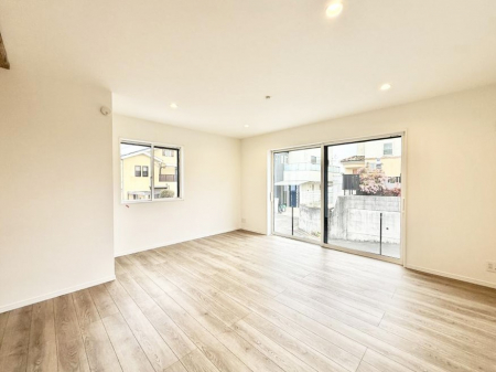 ���r���O�@�������V���v���������ґ�A��؂Ȑl�Ɖ߂����S���قǂ�����