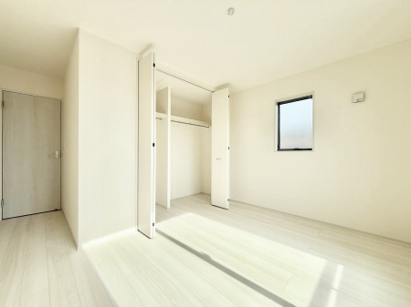 �Q���@�������Ƌ�����܂��z�u����΍L�X�Ƃ�����Ԃ��g�������₷���A�����b�N�X�������Ԃ��߂����܂�