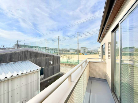 �o���R�j�[�@������ ���R��g�߂Ɋ�����A�J���I�ȃo���R�j�[