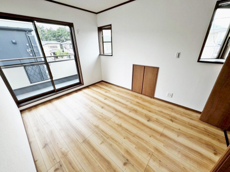 ̑ρ@F̂ŉ₩ȎԂy߂܂