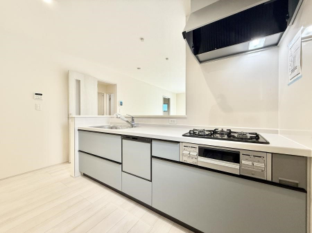 �L�b�`���@�������Ƒ����J��[�߂�A������̂���L�b�`��