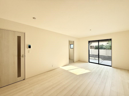 ���r���O�@���������R�Ɖ�b�����܂��A�S�n�悢�ЂƂƂ�