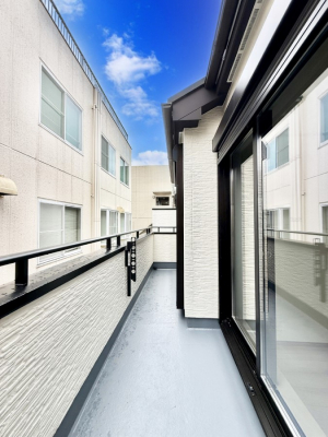 oRj[@ G߂̈ڂ낢JIȋԂł