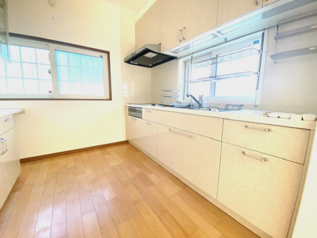 �L�b�`���@�����������������Ɗy�����Ȃ�A���K�ȃL�b�`�����