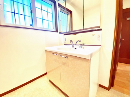 ���ʑ�E���ʏ��@�������Ƒ��݂�Ȃ��g���₷���z�u�ł�