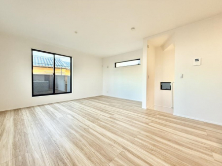 ���r���O�@���������R�Ɖ�b�����܂��A�S�n�悢�ЂƂƂ�