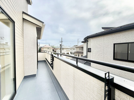 oRj[@ G߂̈ڂ낢JIȋԂł