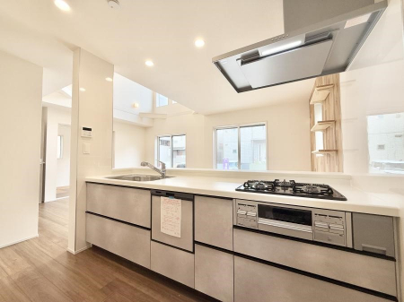 �L�b�`���@�������V���v���Ŕ������S�n�悢���Ԃ𐶂ރL�b�`�����