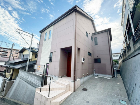 nOώʐ^@OρV炵n܂ꏊŁAƑJ[߂