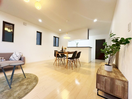 rO@Ƌ̓C[ẄאݒuĂ܂