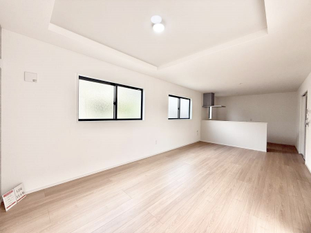 ���r���O�@���������났�ƏΊ炪�W�܂�A�S���܂郊�r���O