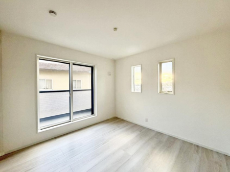 �Q���@���������̔z�u��ʋC���̗ǂ��݌v�ŕ����̋�C�������炸�A��ɐV�N�ȋ�C������܂�