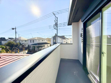 oRj[@ G߂̈ڂ낢JIȋԂł