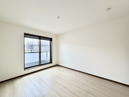 �Q���@����