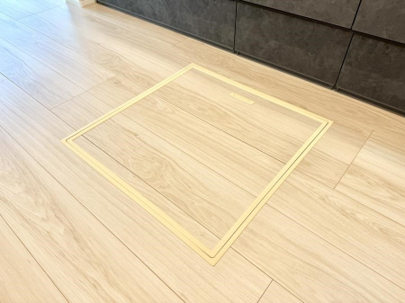 ���̑����ρ@�ݔ����B�ꂽ���[�X�y�[�X�ŉƑS�̂��X�b�L��