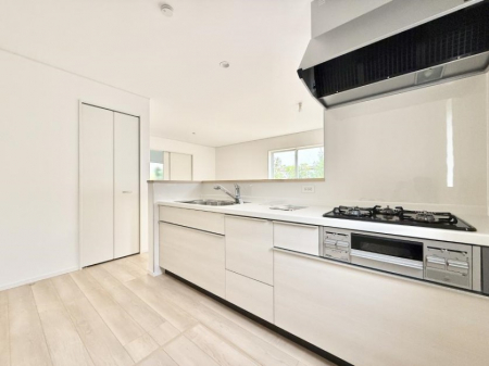 �L�b�`���@�����������������Ԃ����܂��A�Ί炠�ӂ��L�b�`��