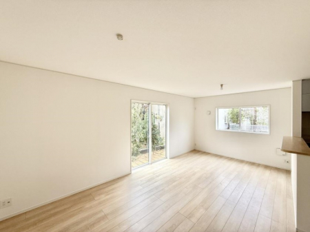 ���r���O�@�����������������Ɠ��ʂɂ���A�e���̋��