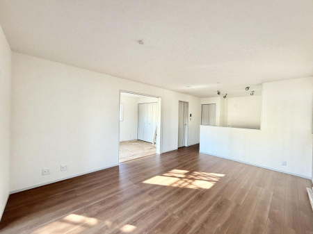 ���r���O�@���������R�Ɖ�b�����܂��A�S�n�悢�ЂƂƂ�