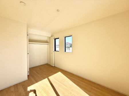 ̑ρ@F̂ŉ₩ȎԂy߂܂