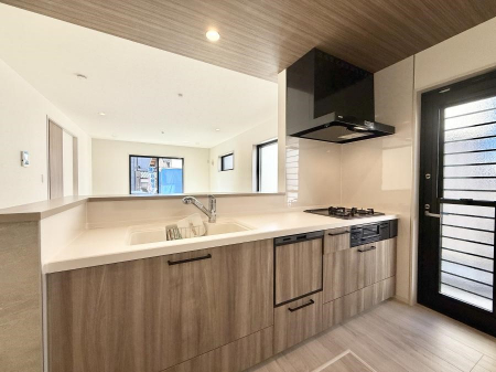 �L�b�`���@�������L���C�ɕЕt���A�g���₷���L�b�`��