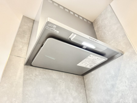 ���̑����ρ@�ݔ����������̏��C����������C��ɗU������A�����I�ɔr�����ł��܂��B