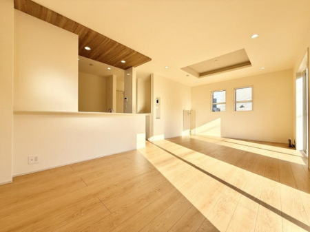 rO@났ƏΊ炪W܂AS܂郊rO