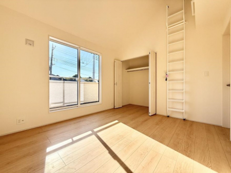 ̑ρ@F̂ŉ₩ȎԂy߂܂