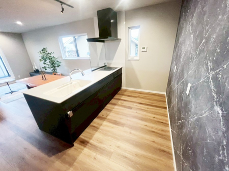 �L�b�`���@�������Ƒ����J��[�߂�A������̂���L�b�`��