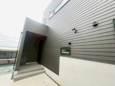 ���ց@�O�ρ� �V���v���Ŕ������A�Z�܂��̑���ۂ��ʂ錺�ւł�