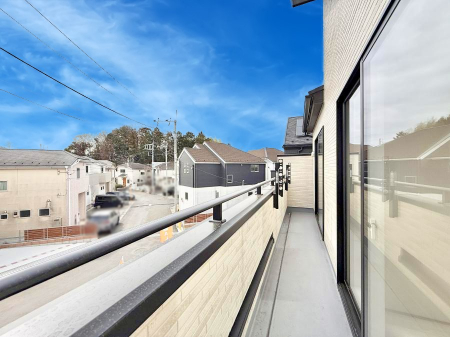 �o���R�j�[�@������ �G�߂̈ڂ낢����������J���I�ȋ�Ԃł�