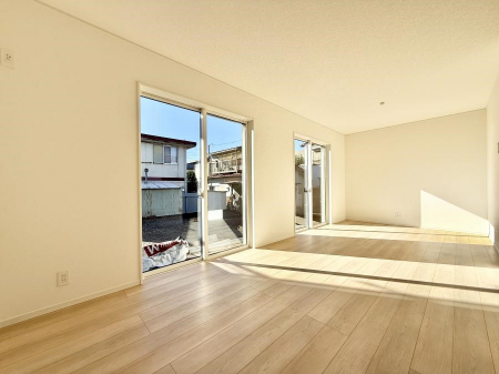 ���r���O�@�������V���v���������ґ�A��؂Ȑl�Ɖ߂����S���قǂ�����