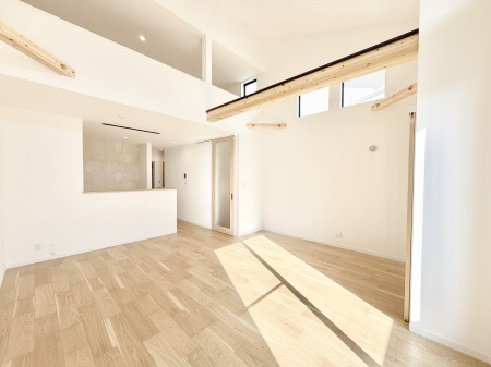 ���r���O�@���������R�Ɖ�b�����܂��A�S�n�悢�ЂƂƂ�