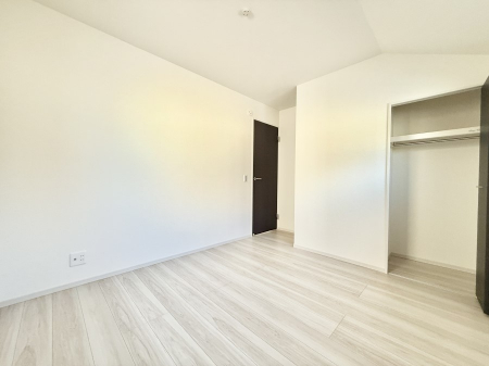 ̑ρ@F̂ŉ₩ȎԂy߂܂