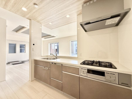 �L�b�`���@�������V���v���Ŕ������S�n�悢���Ԃ𐶂ރL�b�`�����