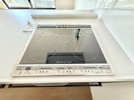 ���̑����ρ@�ݔ���IH�N�b�L���O�q�[�^�̓L�b�`�����肪�A�c���Ȃ炸�������y����