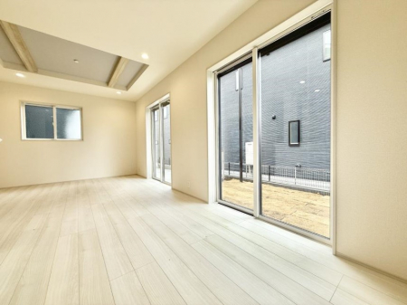 ���r���O�@�������V���v���������ґ�A��؂Ȑl�Ɖ߂����S���قǂ�����