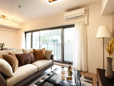 ���r���O�@���������났�ƏΊ炪�W�܂�A�S���܂郊�r���O