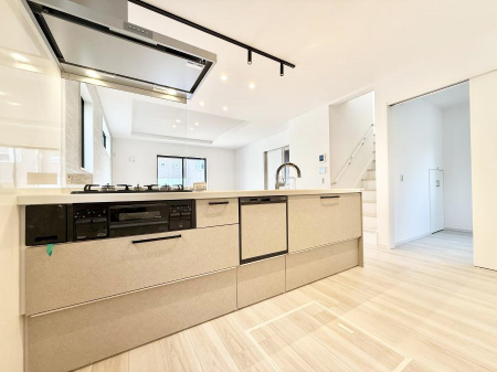 �L�b�`���@�������V���v���Ŕ������S�n�悢���Ԃ𐶂ރL�b�`�����