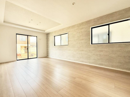 ���r���O�@���������R�Ɖ�b�����܂��A�S�n�悢�ЂƂƂ�