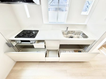 �L�b�`���@�������Ƒ����J��[�߂�A������̂���L�b�`��