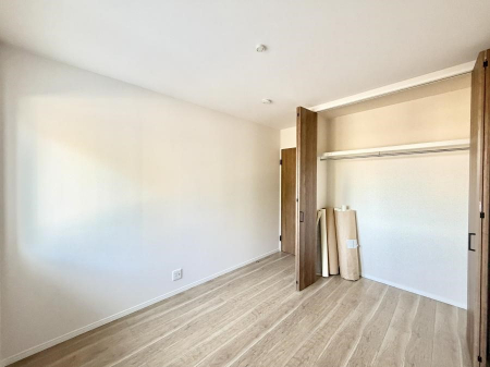 �q�������@�������v���C�x�[�g��ԂƂ��ĐÂ��ŗ�������������񋟂��Ă���܂�