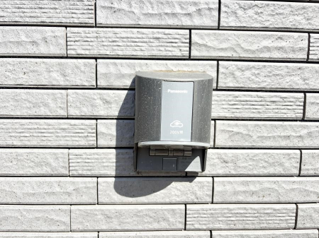 ���̑����ρ@�ݔ�������ŊȒP�ɏ[�d�ł��A�G�R�ȃJ�[���C�t���T�|�[�g