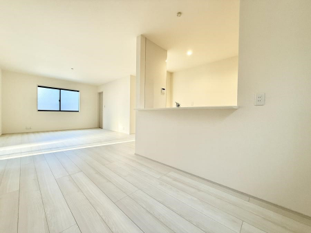 ���r���O�@���������R�Ɖ�b�����܂��A�S�n�悢�ЂƂƂ�