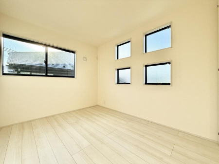 �Q���@���������̔z�u��ʋC���̗ǂ��݌v�ŕ����̋�C�������炸�A��ɐV�N�ȋ�C������܂�