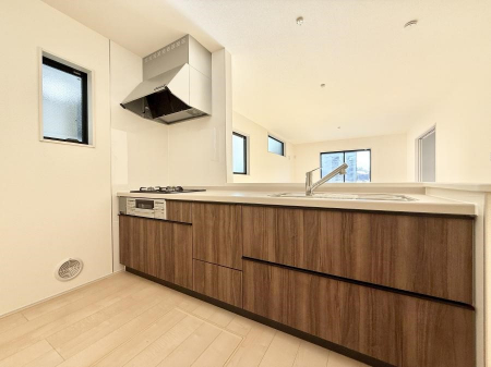 �L�b�`���@���������y���݂ƐH�ׂ�K����͂���L�b�`��