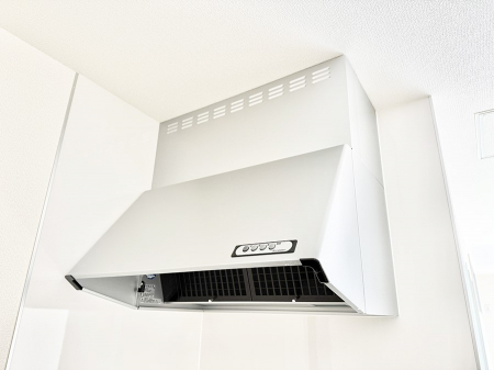 ���̑����ρ@�ݔ����������̏��C����������C��ɗU������A�����I�ɔr�����ł��܂��B